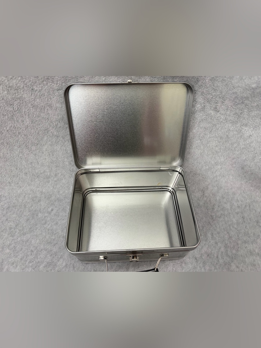 Lunchbox - Picture 5 of 5